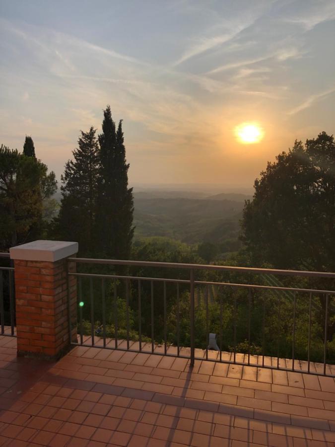Appartamento Con Vista Sulle Colline Toscane Монтеспертоли Экстерьер фото