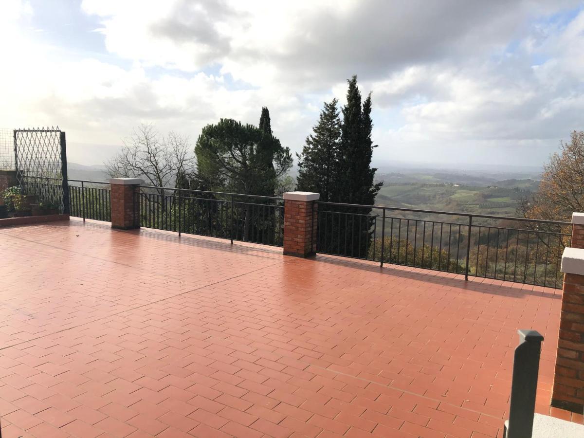 Appartamento Con Vista Sulle Colline Toscane Монтеспертоли Экстерьер фото